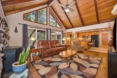 Living - 5301 Overland Way, Placerville, CA 95667 photo 2 of 4
