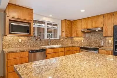 Kitchen - 5301 Overland Way, Placerville, CA 95667 photo 2 of 6