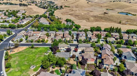 View/Area - 9327 Vintner Cir, Patterson, CA 95363 photo 7 of 7