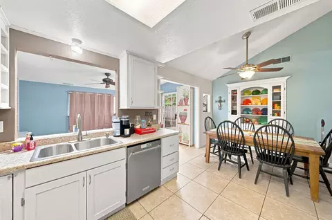 Kitchen - 2032 Boise Ave, Modesto, CA 95358 photo 2 of 3
