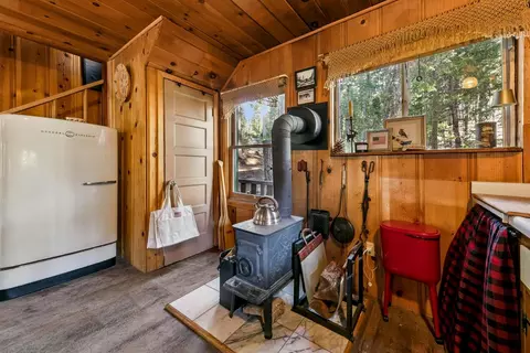 Kitchen - 47 Sciots, Strawberry, CA 95735 photo 2 of 6