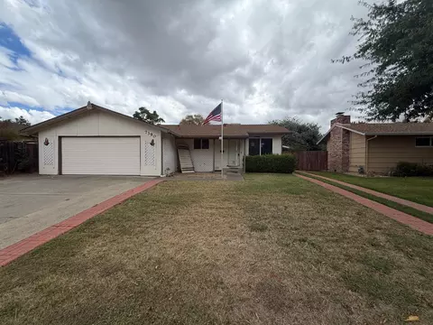 7390 Cranston Way, Sacramento, CA 95822