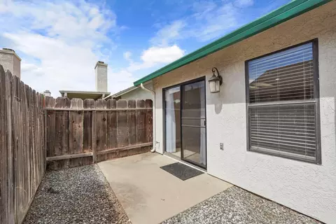 Exterior - 773 E Century Pl, Lodi, CA 95240 photo 6 of 8