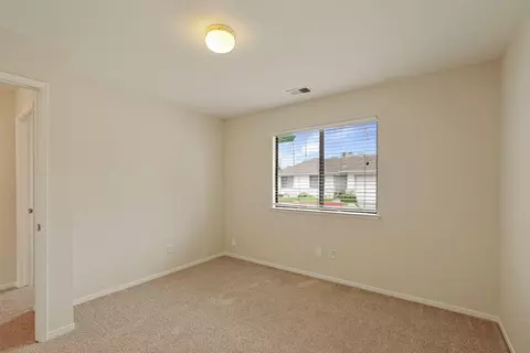 Bedroom - 773 E Century Pl, Lodi, CA 95240 photo 3 of 6
