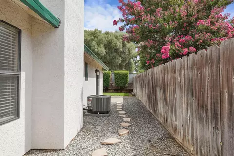 Exterior - 773 E Century Pl, Lodi, CA 95240 photo 8 of 8