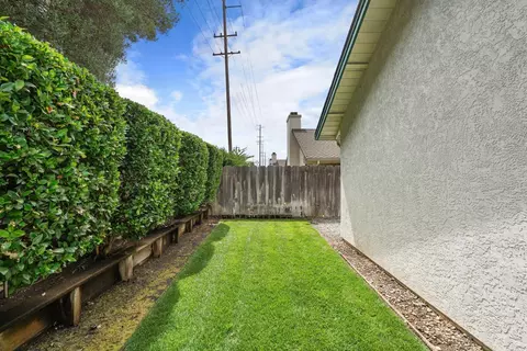 Exterior - 773 E Century Pl, Lodi, CA 95240 photo 4 of 8