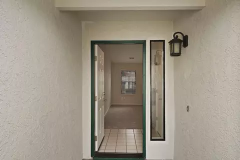 Entry Way - 773 E Century Pl, Lodi, CA 95240 photo 1 of 1