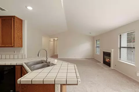 Living - 773 E Century Pl, Lodi, CA 95240 photo 5 of 6