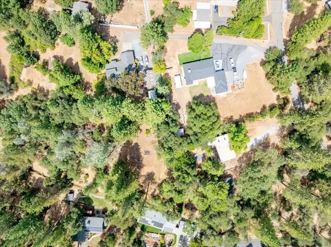 View/Area - 2370 Meadow Ln, Placerville, CA 95667 photo 9 of 10