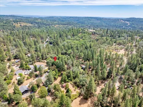 View/Area - 2370 Meadow Ln, Placerville, CA 95667 photo 3 of 10