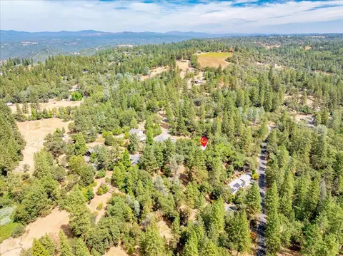View/Area - 2370 Meadow Ln, Placerville, CA 95667 photo 5 of 10