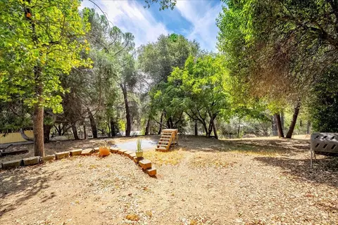Exterior - 2370 Meadow Ln, Placerville, CA 95667 photo 32 of 33