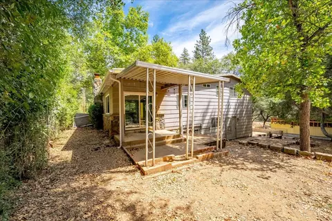 Exterior - 2370 Meadow Ln, Placerville, CA 95667 photo 13 of 33