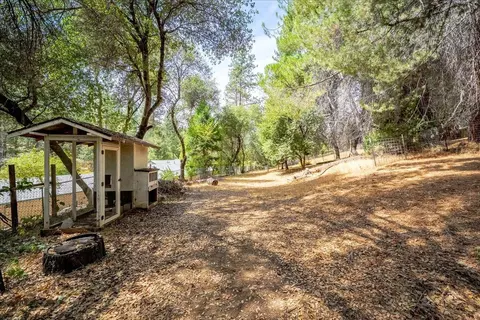 Exterior - 2370 Meadow Ln, Placerville, CA 95667 photo 21 of 33