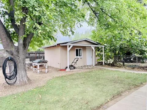 Exterior - 4834 Pacific Ave, Olivehurst, CA 95961 photo 4 of 11