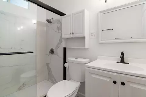 Bath - 1305 Inyo Ave, Modesto, CA 95358 photo 1 of 1