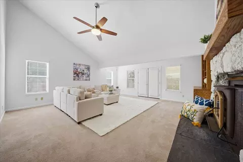 Living - 2881 Royce Dr, Rescue, CA 95672 photo 2 of 4