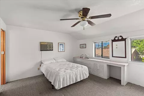Bedroom - 110 E B St, Oakdale, CA 95361 photo 4 of 6