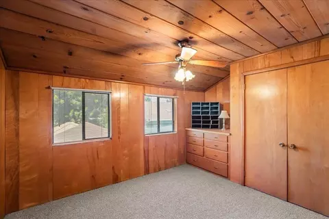 Bedroom - 110 E B St, Oakdale, CA 95361 photo 3 of 6