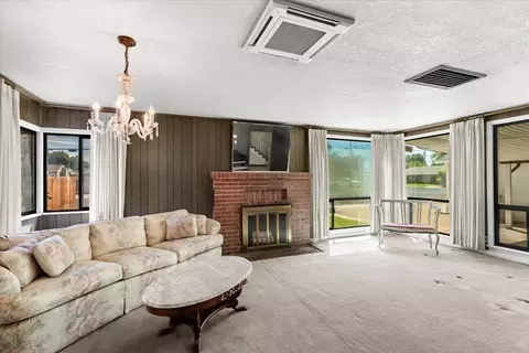 Living - 110 E B St, Oakdale, CA 95361 photo 4 of 11