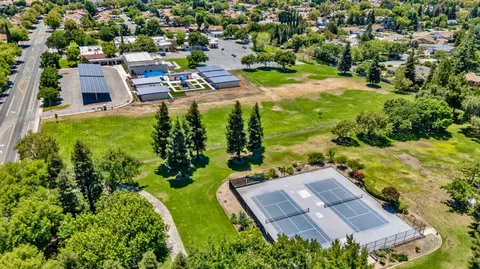 View/Area - 102 Henry Ct, Tracy, CA 95376 photo 5 of 10