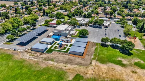 View/Area - 102 Henry Ct, Tracy, CA 95376 photo 3 of 10