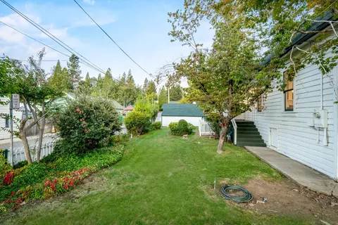 Exterior - 490 E Main, Grass Valley, CA 95945 photo 31 of 34