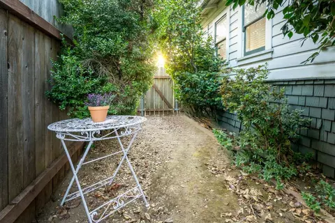 Exterior - 490 E Main, Grass Valley, CA 95945 photo 28 of 34