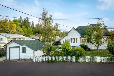 Exterior - 490 E Main, Grass Valley, CA 95945 photo 3 of 34