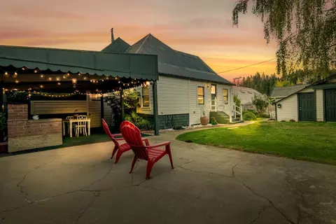 Exterior - 490 E Main, Grass Valley, CA 95945 photo 8 of 34