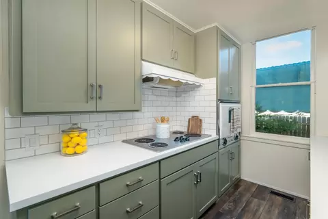 Kitchen - 490 E Main, Grass Valley, CA 95945 photo 2 of 3