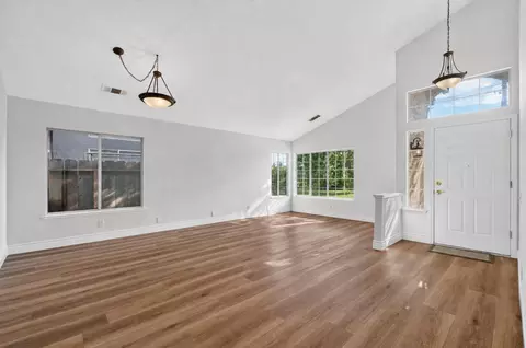 Living - 3845 Carver Rd, Modesto, CA 95356 photo 3 of 11