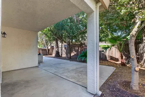 Exterior - 3845 Carver Rd, Modesto, CA 95356 photo 4 of 8