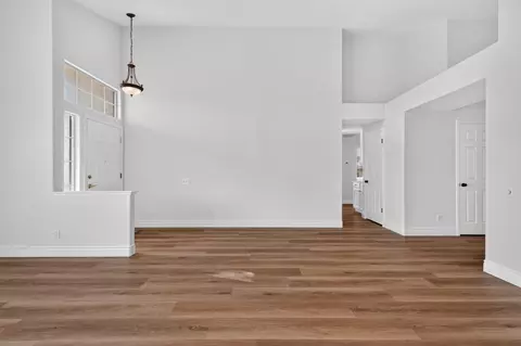 Living - 3845 Carver Rd, Modesto, CA 95356 photo 2 of 11