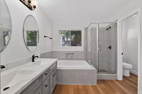 Bath - 3845 Carver Rd, Modesto, CA 95356 photo 1 of 3