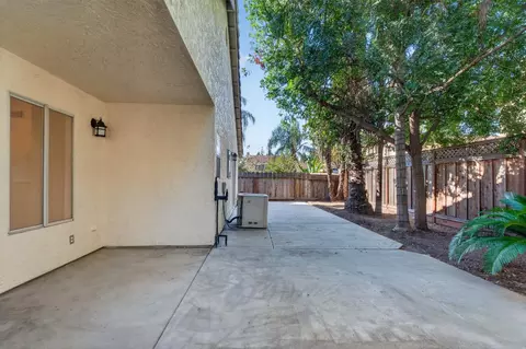 Exterior - 3845 Carver Rd, Modesto, CA 95356 photo 5 of 8