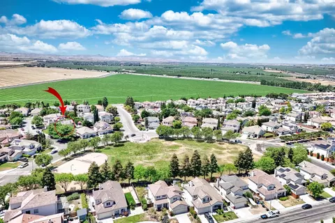 View/Area - 3227 Cathleen Ln, Tracy, CA 95377 photo 13 of 15