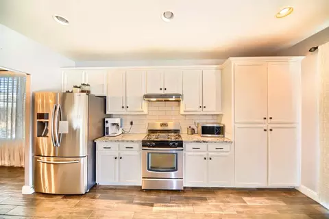 Kitchen - 3227 Cathleen Ln, Tracy, CA 95377 photo 2 of 6