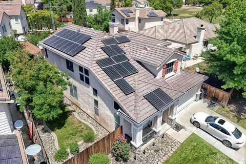 View/Area - 3227 Cathleen Ln, Tracy, CA 95377 photo 4 of 15