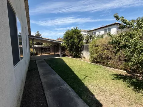 Exterior - 1347 Cliff Swallow Dr, Patterson, CA 95363 photo 5 of 5