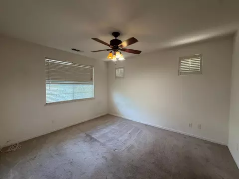 Bedroom - 1347 Cliff Swallow Dr, Patterson, CA 95363 photo 4 of 7