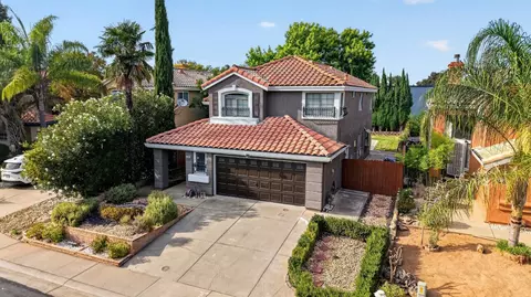 5009 Felicia Way, Elk Grove, CA 95758