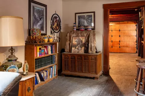 Entry Way - 3024 Dakota Ave, Modesto, CA 95358 photo 3 of 4