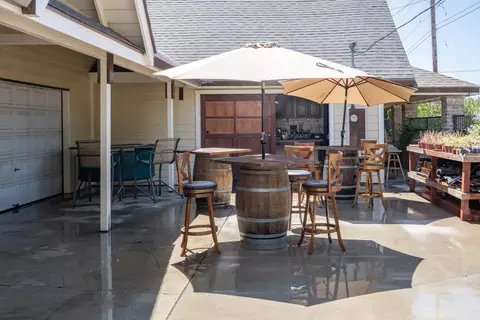 Exterior - 3024 Dakota Ave, Modesto, CA 95358 photo 3 of 9