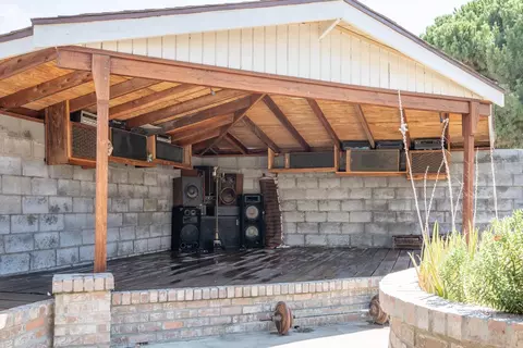 Exterior - 3024 Dakota Ave, Modesto, CA 95358 photo 5 of 9