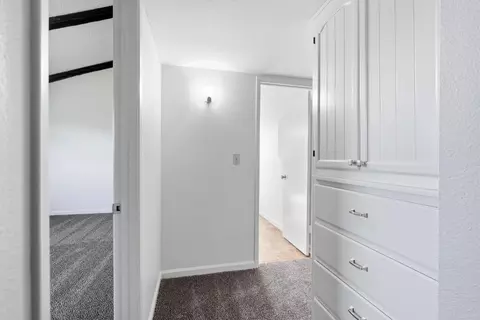 Entry Way - 2801 Sapphire Dr, Modesto, CA 95355 photo 2 of 2