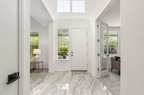 Entry Way - 2722 Emerald Bay Dr, Davis, CA 95618 photo 2 of 6