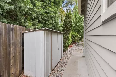 Exterior - 2722 Emerald Bay Dr, Davis, CA 95618 photo 18 of 19