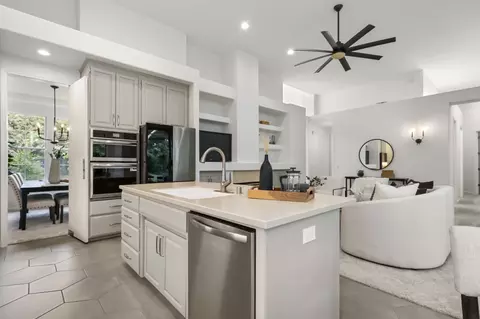 Kitchen - 2722 Emerald Bay Dr, Davis, CA 95618 photo 3 of 6