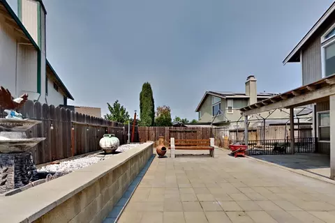 Exterior - 1219 Mohr Cir, Manteca, CA 95337 photo 9 of 17